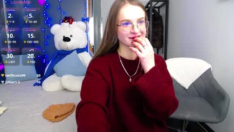 Snapshot of kate_jonson chatting on 12-30-24, 04:29 .Be kind and gentle with me and I will do my best for you. online show from 12-30-24, 04:29
