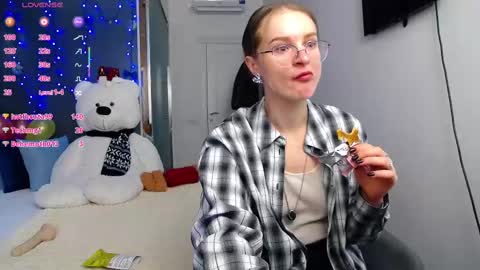 Snapshot of kate_jonson chatting on 02-20-25, 11:20 .Be kind and gentle with me and I will do my best for you. online show from 02-20-25, 11:20