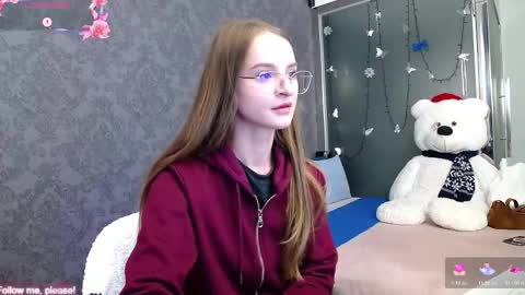 Snapshot of kate_jonson chatting on 10-27-25, 12:42 .Be kind and gentle with me and I will do my best for you. online show from 10-27-25, 12:42