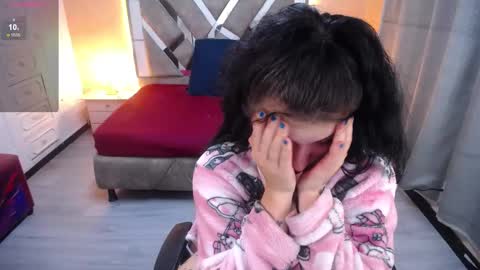 kate_lawrence_ online show from 02-28-25, 09:04