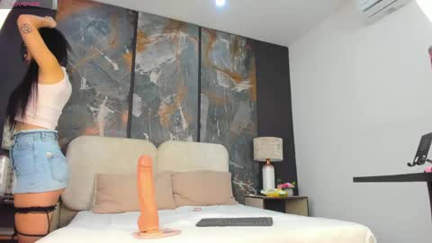 Kate online show from 05-12-26, 07:44