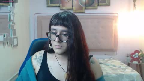 Snapshot of kate_pickman chatting on 02-22-26, 03:29 kate online show from 02-22-26, 03:29