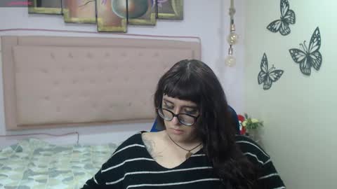 Snapshot of kate_pickman chatting on 02-25-26, 03:16 kate online show from 02-25-26, 03:16