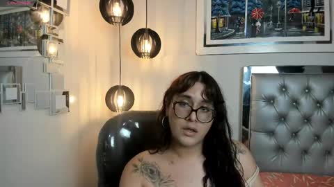 Snapshot of kate_pickman chatting on 05-15-26, 03:46 kate online show from 05-15-26, 03:46