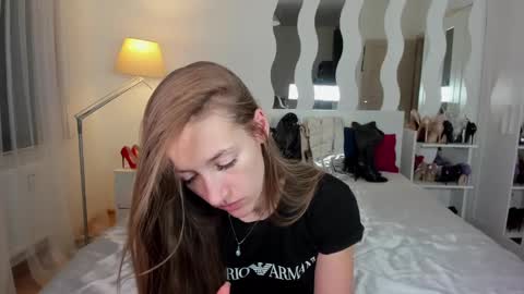 kate_redgar online show from 12-27-24, 06:31