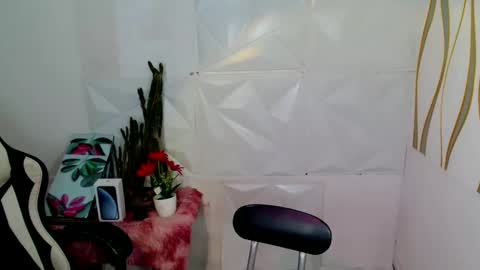 Kate online show from 12-21-24, 02:41