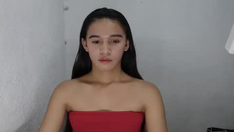 Snapshot of kate_romance chatting on 04-29-26, 01:48 Kate online show from 04-29-26, 01:48