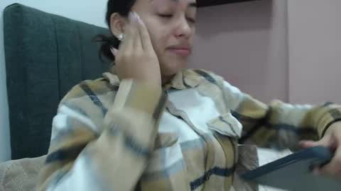 Kari online show from 03-07-25, 01:40