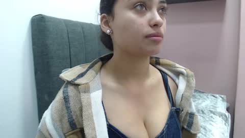 Kari online show from 09-19-25, 01:23