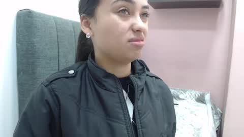 Kari online show from 10-03-25, 01:19