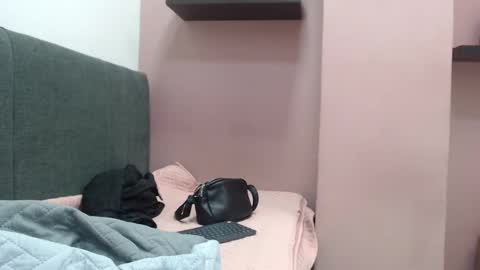 Kari online show from 11-10-25, 02:16