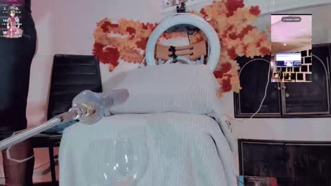 kate the pink girl online show from 10-27-25, 03:54