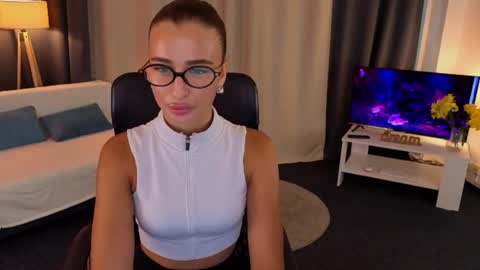 Snapshot of kateblisss chatting on 07-21-26, 04:31 Katy online show from 07-21-26, 04:31