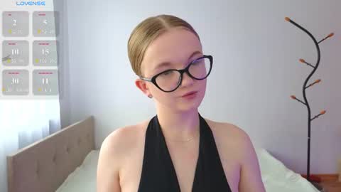 katebunnys online show from 06-15-26, 04:15