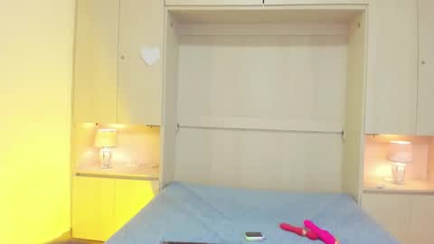 katecoopper online show from 03-01-26, 04:03