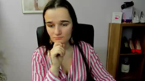 Snapshot of katedesire chatting on 02-21-26, 07:53 Kate online show from 02-21-26, 07:53