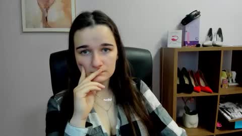 Snapshot of katedesire chatting on 03-28-26, 08:14 Kate online show from 03-28-26, 08:14