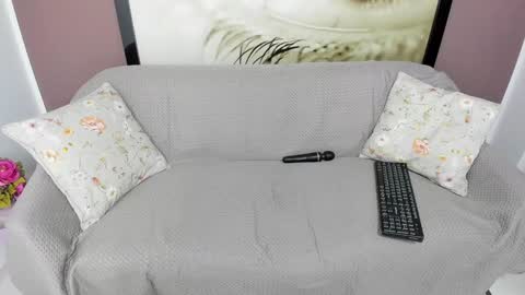 KateDolly online show from 01-15-25, 04:47