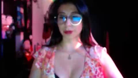 Snapshot of kateeen18 chatting on 05-14-26, 04:41 Kateeen18 online show from 05-14-26, 04:41