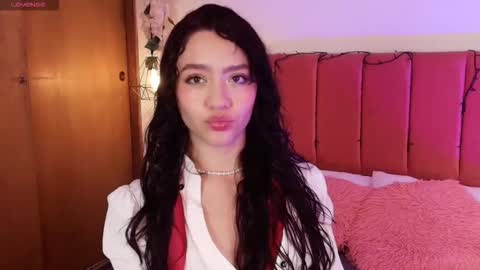 Kate  online show from 11-11-25, 11:43