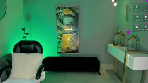 Snapshot of kateowens chatting on 03-03-25, 10:49 Kate Owens online show from 03-03-25, 10:49