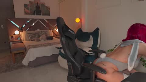 Snapshot of kateowens chatting on 10-26-25, 10:54 Kate Owens online show from 10-26-25, 10:54