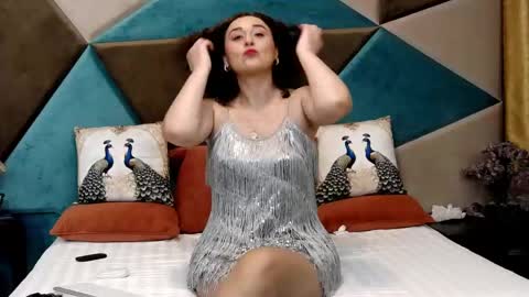 KateQueenston --  online show from 05-25-26, 12:33