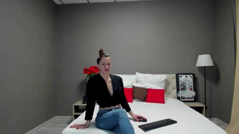 Katerina GTM2 Mo Tu Th Fr Sa Su 3am-10am online show from 10-01-25, 08:53