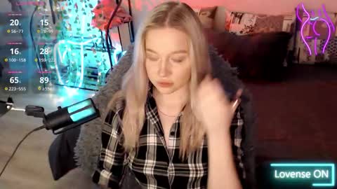Lisa online show from 09-16-25, 09:49