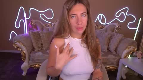 Kate online show from 10-12-25, 06:12