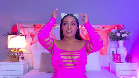 Kate Venegas online show from 10-24-25, 08:16