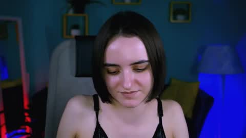 katewillows online show from 04-30-26, 05:03