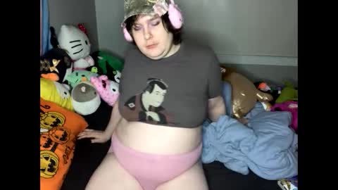 Snapshot of katfromsaturn chatting on 02-03-26, 06:40 Kat from Saturn online show from 02-03-26, 06:40