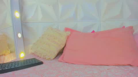 Snapshot of kathalinaxvip chatting on 12-23-24, 04:33 katha online show from 12-23-24, 04:33