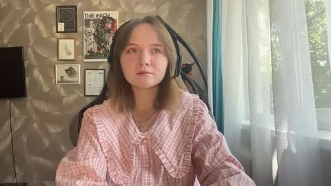 Snapshot of katharinamurdock chatting on 05-31-26, 10:00 Alice online show from 05-31-26, 10:00