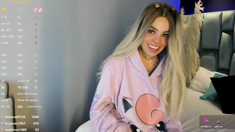 KatheGomez  online show from 12-23-24, 01:40