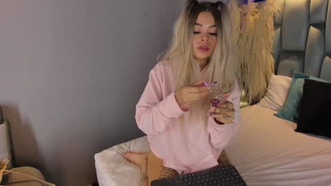 KatheGomez  online show from 12-24-24, 05:13