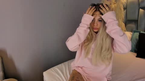 KatheGomez  online show from 12-24-24, 08:38
