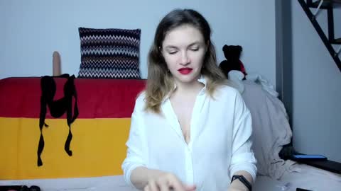 Katherine online show from 03-07-25, 03:39