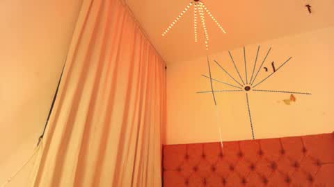 Katherine  online show from 10-21-25, 09:04