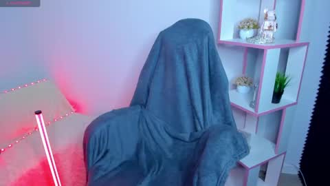 Kathleen  GTM 3 400-1000 Mon Wed Wed Sat Sun  online show from 03-12-25, 10:17