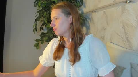 Snapshot of kathrine_meye chatting on 06-05-26, 06:52 Katy online show from 06-05-26, 06:52