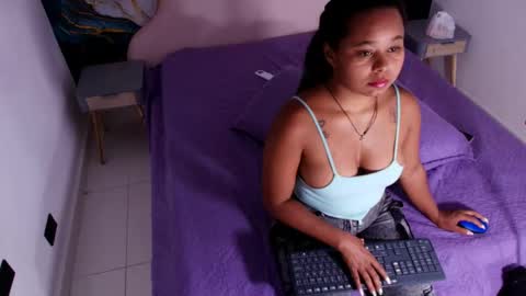 Snapshot of kathy19_1 chatting on 05-17-26, 07:10 kathy19_1 online show from 05-17-26, 07:10