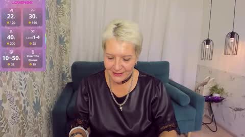 Snapshot of kathy_sunn chatting on 10-24-25, 10:22 Kathy online show from 10-24-25, 10:22