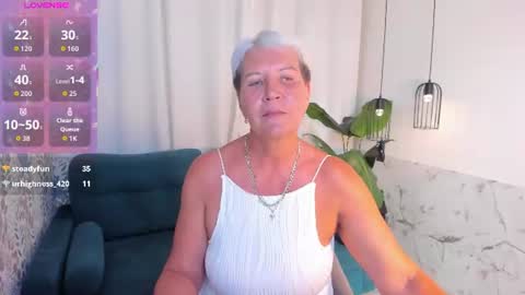 Snapshot of kathy_sunn chatting on 07-17-26, 02:24 Kathy online show from 07-17-26, 02:24