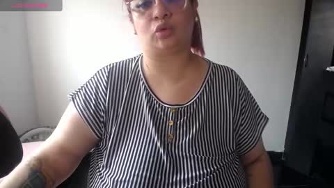Snapshot of kathybigboobsbbw_ chatting on 03-07-25, 08:33 kathybigboobsbbw_ online show from 03-07-25, 08:33