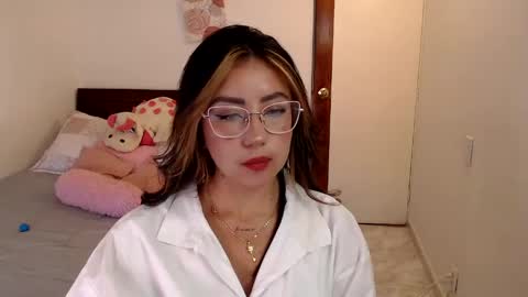 Snapshot of kathyrose_ chatting on 04-30-26, 08:57 Kathy online show from 04-30-26, 08:57