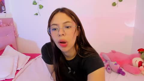 valentina  online show from 05-12-26, 10:51