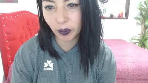 Katia collins online show from 12-19-24, 05:18