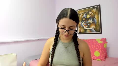 Snapshot of katia_foxx chatting on 12-12-24, 07:15 Khaterine online show from 12-12-24, 07:15
